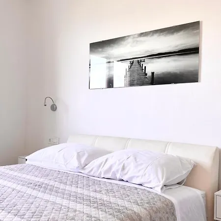 Apartman Romanca 1 - Diklo